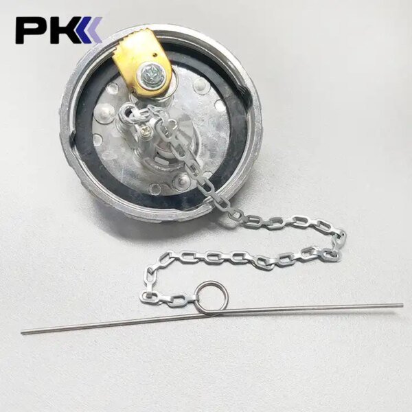For Peterbilt Semi Truck OEM SNV431089 572.1036 K071 385 1234 Locking Diesel Fuel Gas Cap With Chains - Image 2