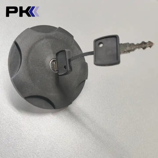 For Peterbilt Semi Truck OEM SNV431089 572.1036 K071 385 1234 Locking Diesel Fuel Gas Cap With Chains - Image 5